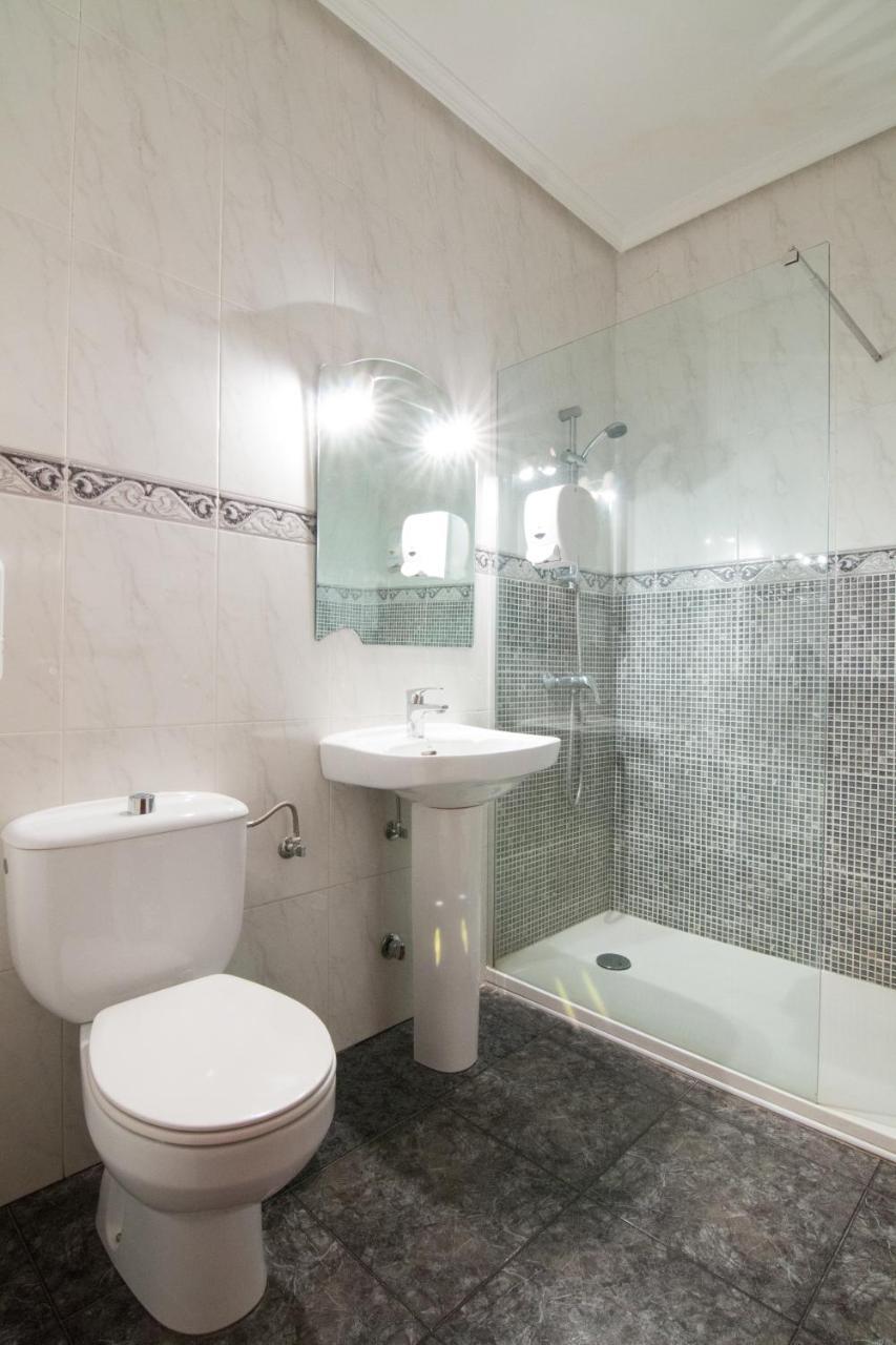 Hostal Santa Ana مدريديخوس المظهر الخارجي الصورة