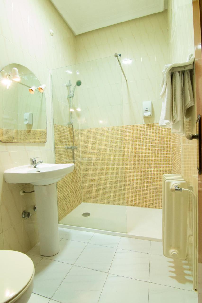 Hostal Santa Ana مدريديخوس المظهر الخارجي الصورة