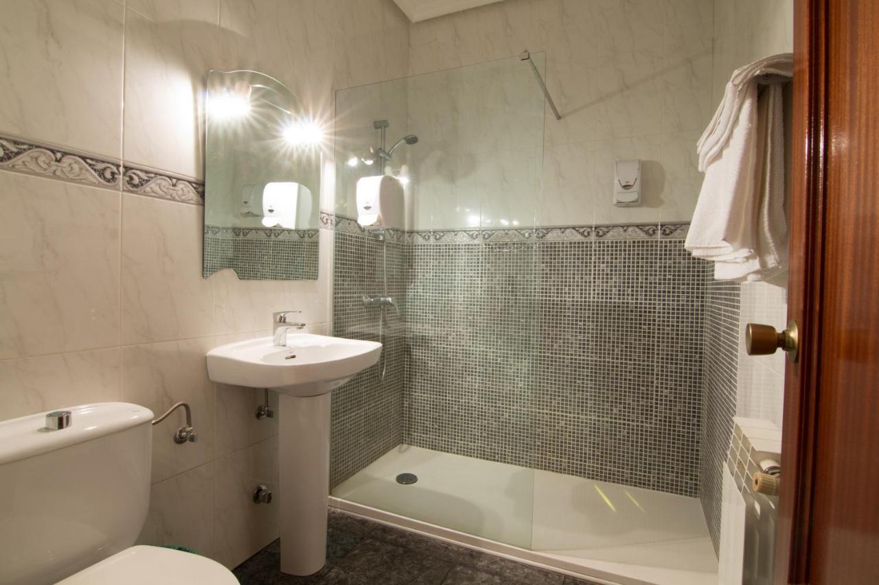 Hostal Santa Ana مدريديخوس المظهر الخارجي الصورة